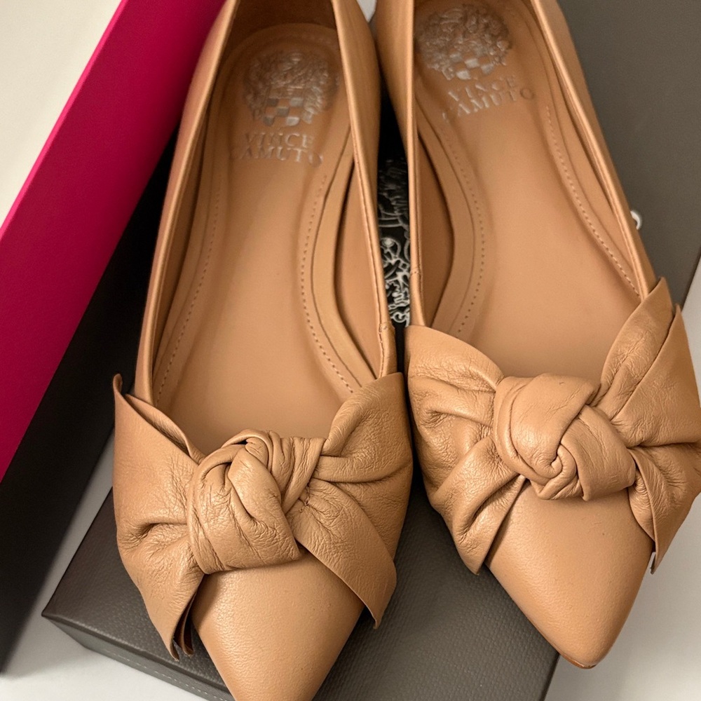 Vince Camuto Tan Knotted Pointed-Toe Flats NWOT